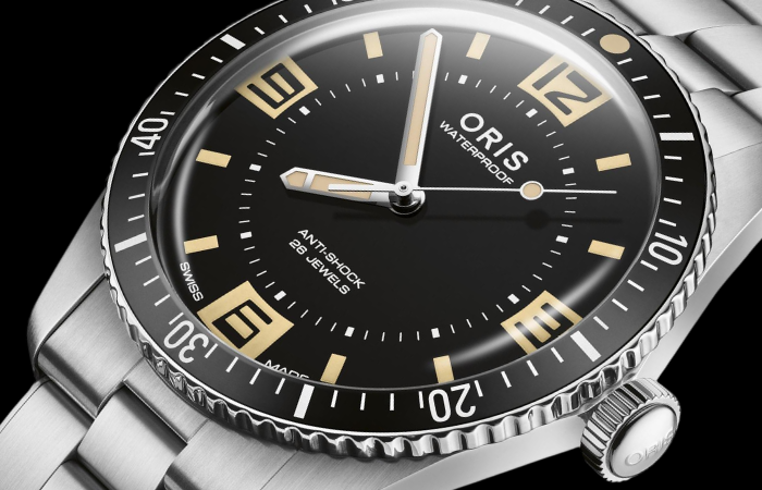 Oris Divers Sixty-Five dial detail
