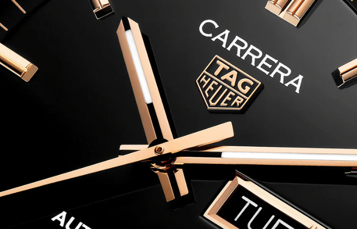 TAG Heuer Carrera wrist image